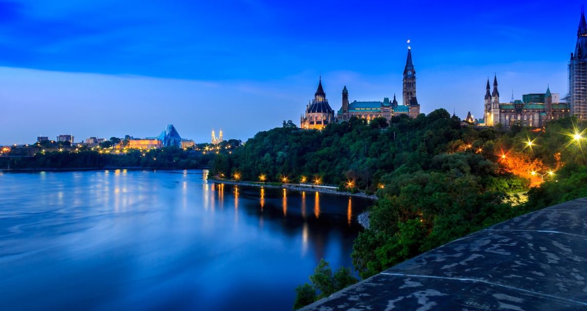 ottawa_river_evening_en.jpg