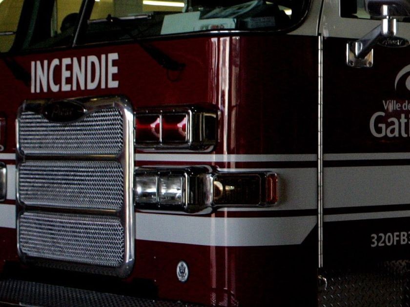 Man jumps from window to escape Gatineau apartment fire.jpg